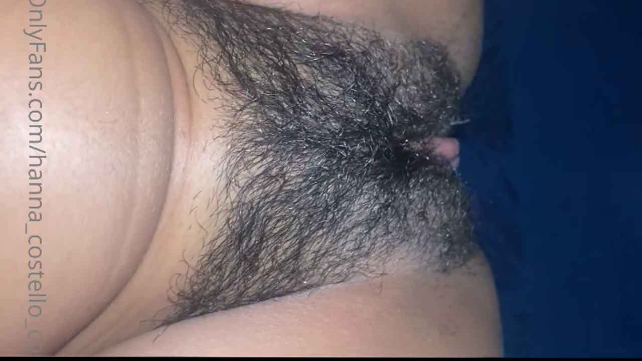 brunette girl lets her pussy be eaten