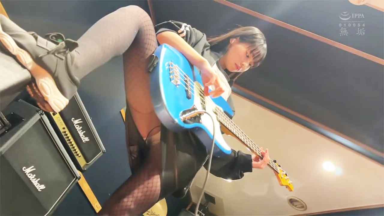 guitar girl OSHI-017 花鳥斗架 Toka Kachou upskirt cameltoe